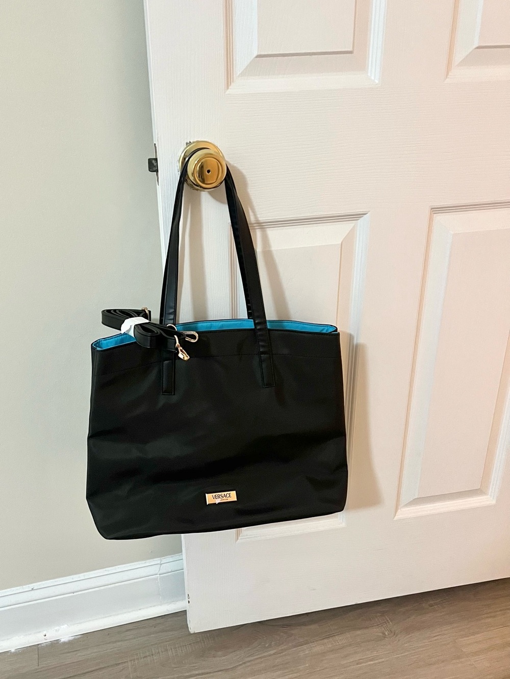 New NWOT Versace Fragrances Large Tote Shoulder Zipper Bag Black Turquoise Purse